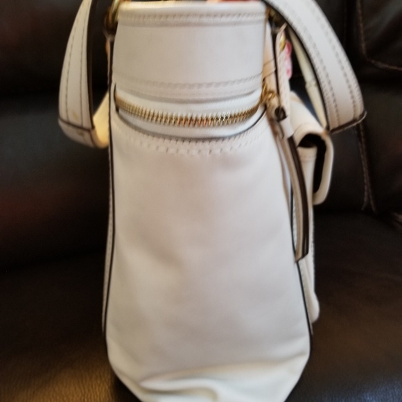 Coach ivory leather tote - Picture 3 of 5
